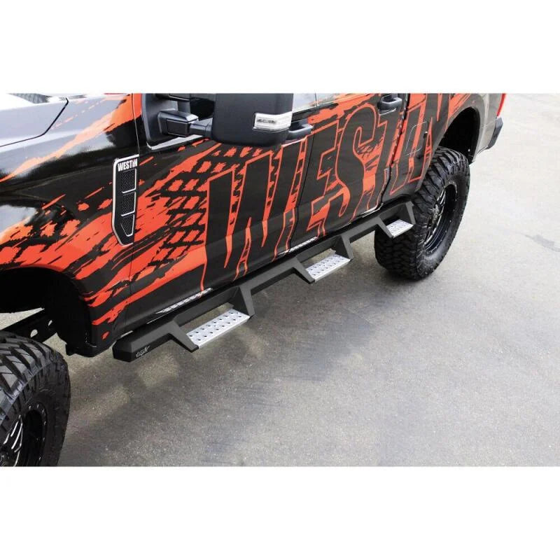 Westin/HDX 17-18 Ford F-250/350 Crew Cab (6.75ft Bed) Stainless Drop Nerf Step Bars - Textured Black - Installation View