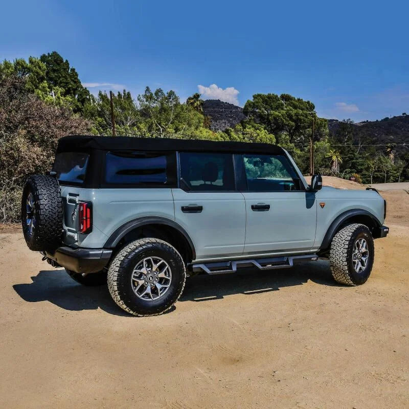 Westin/HDX 2021+ Ford Bronco Drop Nerf Step Bars - Textured Black - Installation View