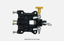 Load image into Gallery viewer, Wilwood 60 Degree MC Mount &amp; Trubar Assembly - Main Product View