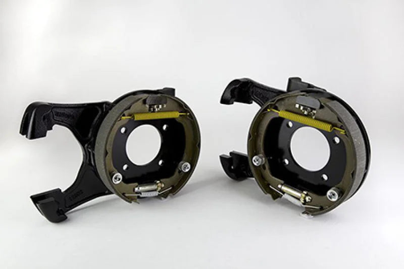Wilwood Caliper Bracket Kit - 12 Bolt 1PC 12.19x.81 Rotor (Disc/Drum D154) fits Chevrolet