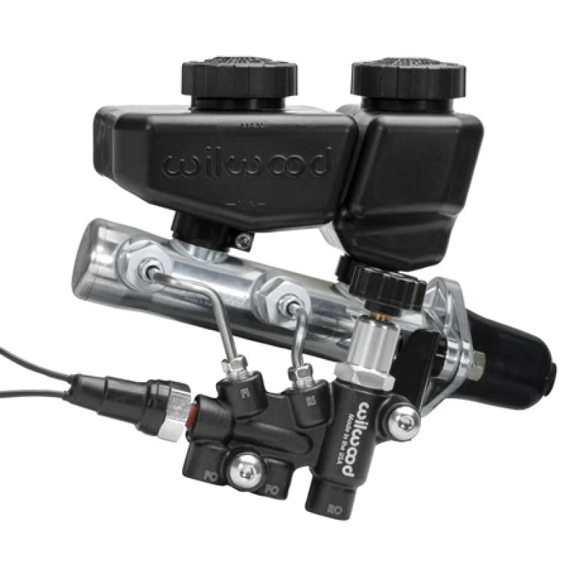 Wilwood Remote Tandem M/C Kit w/Bracket and Valve - 1in Bore Black