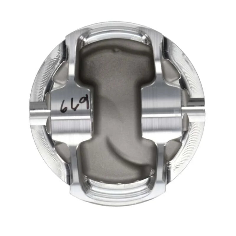 Wiseco Chevy Big Block 4.600in Bore 1.270in CH 28.00 CC Piston Set - Installation View