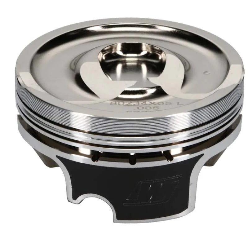 Wiseco Chevy LT1 6.2L 4.125in Bore 11.7:1 CR 1.115 CH Piston Kit - Set of 8 - Installation View