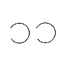 Load image into Gallery viewer, Wiseco ROUND WIRE PIN LOCKS (PAIR) Retaining Clip Shelf Stock - Back View