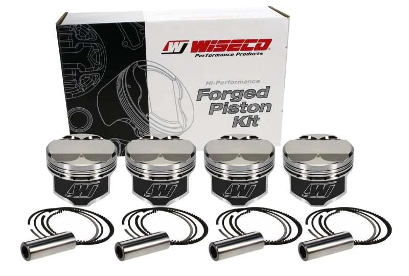 Wiseco Renault F7R 84.00 mm Bore 30.70 mm CH 6.50 CC Piston Set - Installation View