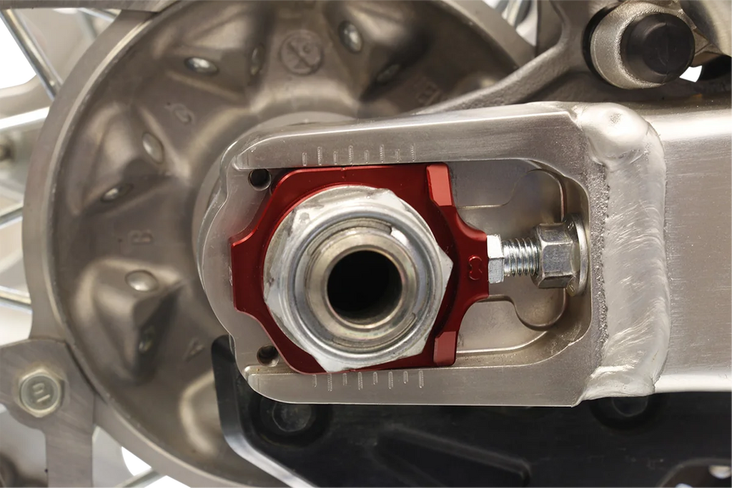 Works Connection Elite Axle Block - Red - Side View