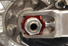 Load image into Gallery viewer, Works Connection Elite Axle Block - Red - Side View