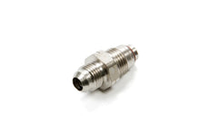 Load image into Gallery viewer, XRP #6 to M16 x 1.5 Male Adapter Fitting 491615