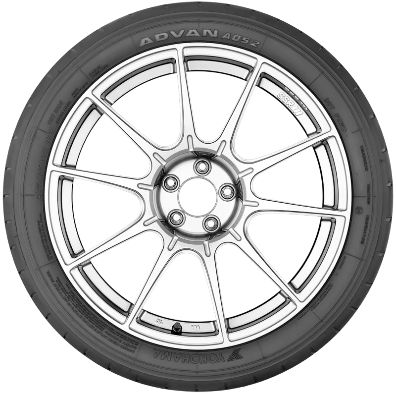 Yokohama Advan A052 Tire - 225/50R15 95V - Detail View