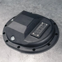 Load image into Gallery viewer, Yukon Gear Hardcore Diff Cover for GM 9.5in &amp; 9.76in Rear - Back View