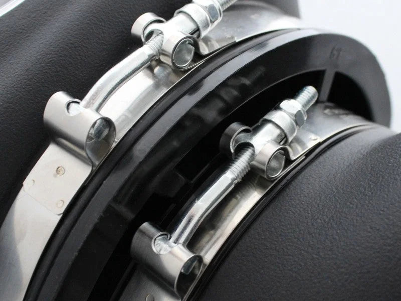 aFe Momentum HD PRO Dry S Stage-2 Si Intake 01-04 GM Diesel Trucks V8-6.6L LB7 (See afe51-74001-E) - Installation View