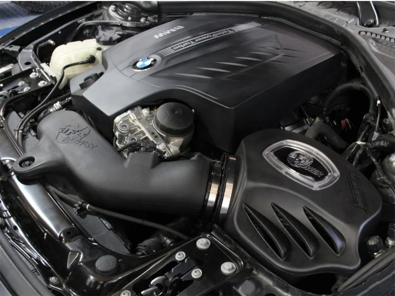 aFe Momentum Intake Stage-2 Pro Dry S 14 BMW 435i (F32) L6-3.0 / 12-15 335i (F30) L6 3.0L Turbo N55 - Side View