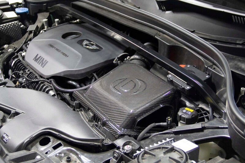Dinan Cold Air Intake fits BMW X1 / 2020-2022 BMW X1 SDRIVE28I / 2020-2023 BMW X2 SDRIVE28I / 2020-2024 Mini Cooper John Cooper Works / 2020-2024 Mini Cooper Clubman S / 2020-2024 Mini Cooper Countryman S