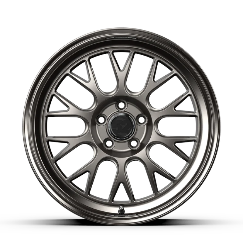 fifteen52 Holeshot RSR 18x8.5 5x108 42mm ET 63.4mm Center Bore Magnesium Grey w/ Gloss Lip - Installation View