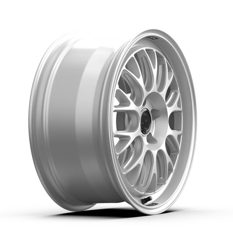 fifteen52 Holeshot RSR 18x8.5 5x112 42mm ET 57.1mm Center Bore Radiant Silver - Installation View