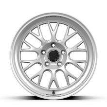 Load image into Gallery viewer, fifteen52 Holeshot RSR 18x9 5x114.3 38mm ET 73.1mm Center Bore Radiant Silver Wheel - Side View