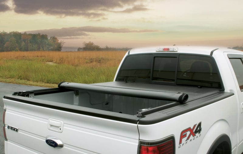 LUND Lund 15-17 Chevy Colorado (6ft. Bed) Genesis Roll Up Tonneau Cover - Black LND960179