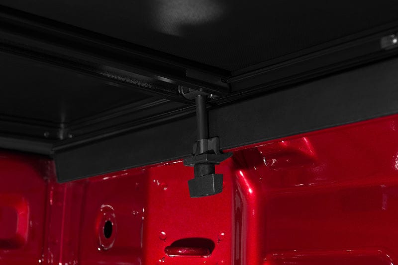 LUND Lund 19-23 Chevrolet Silverado 1500 (5.5ft. Bed) Genesis Tri-Fold Tonneau Cover - Black LND950292