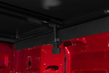 Load image into Gallery viewer, LUND Lund 19-23 Chevrolet Silverado 1500 (5.5ft. Bed) Genesis Tri-Fold Tonneau Cover - Black LND950292