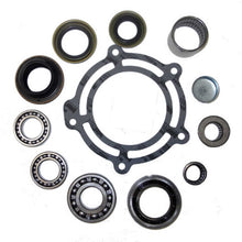 Load image into Gallery viewer, USA Standard Gear Transfer Case NP126 &amp; NP226 Bearing Kit ZTBK243 fits 2004-2007 Buick Rainier / 1988-1994 Chevrolet Blazer, K1500 Suburban / 2002-2009 Chevrolet TrailBlazer 2001