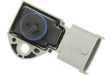 Load image into Gallery viewer, URO Parts Fuel Pressure Sensor 31272730 fits 2001-2009 Volvo S60 / 2004-2006 Volvo S80 / 2001-2007 Volvo V70 / 2003-2007 Volvo XC70 / 2003-2006 Volvo XC90
