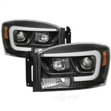 Load image into Gallery viewer, Spyder Auto (Spyder Signature) Projector Headlights - Version 2 - Light Bar DRL - Black 5085306 fits 2006-2008 Dodge Ram 1500 / 2006-2009 Dodge Ram 2500 / 2006-2009 Dodge Ram 3500