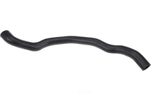 Load image into Gallery viewer, URO Parts Radiator Hose 30680918 fits 2001-2009 Volvo S60 / 2001-2007 Volvo V70 / 2003-2007 Volvo XC70