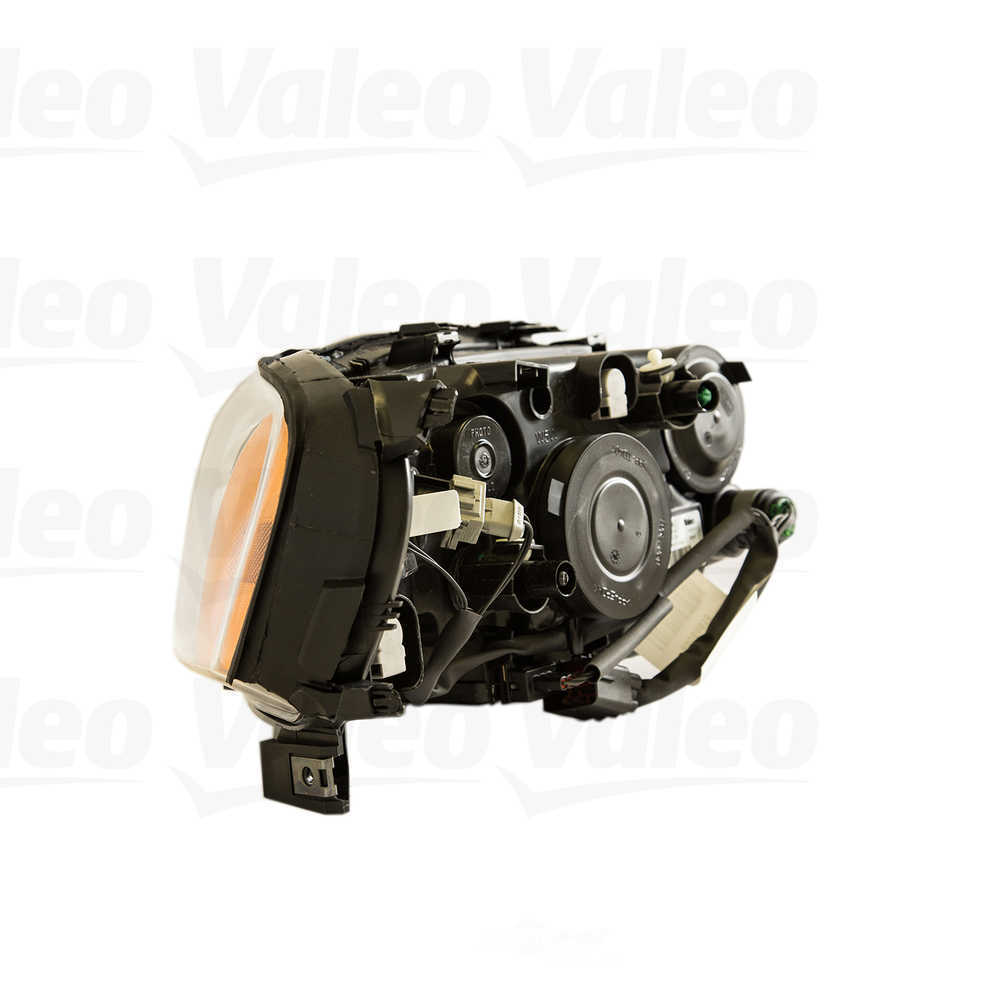 Valeo Headlight Assembly 46967 fits 2005-2007 Volvo V70 / XC70