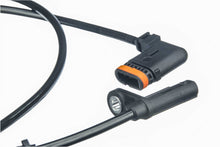 Load image into Gallery viewer, URO Parts ABS Sensor 203-540-13-17 fits 2002-2007 Mercedes-Benz C230 / 2003 Mercedes-Benz C240 / 2006-2007 Mercedes-Benz C280 / 2002-2004 Mercedes-Benz C32 Amg / 2003-2004 Mercedes-Benz C320 / 2006-2007 Mercedes-Benz C350 / 2005-2006 Mercedes-Benz C55 Amg