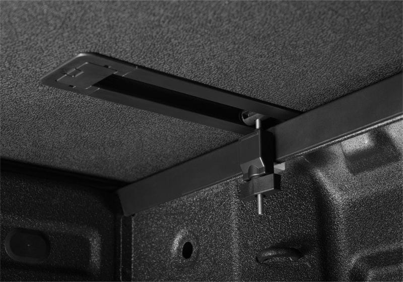 Extang Extang 19-23 Chevy/GMC Silverado/Sierra 1500 (6ft. 7in. Bed) Solid Fold ALX EXT88457