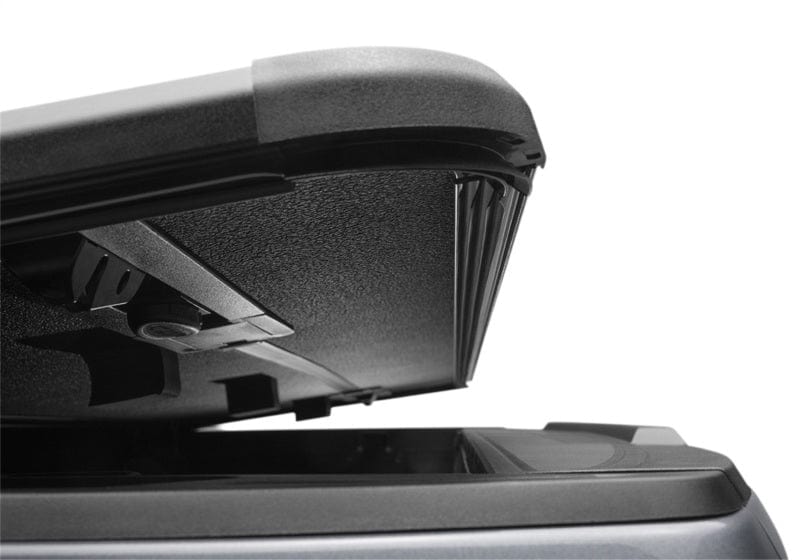Extang Extang 19-23 Chevy/GMC Silverado/Sierra 1500 (6ft. 7in. Bed) Solid Fold ALX EXT88457